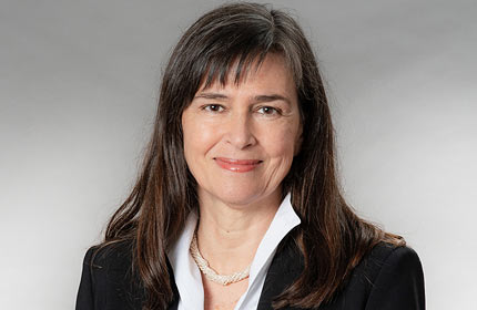 Dr. Christa Farmer
